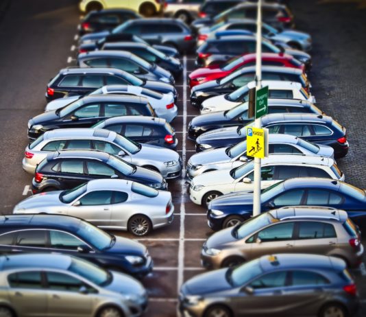 Parking à l'aéroport